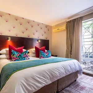 Signal Hill Hotel